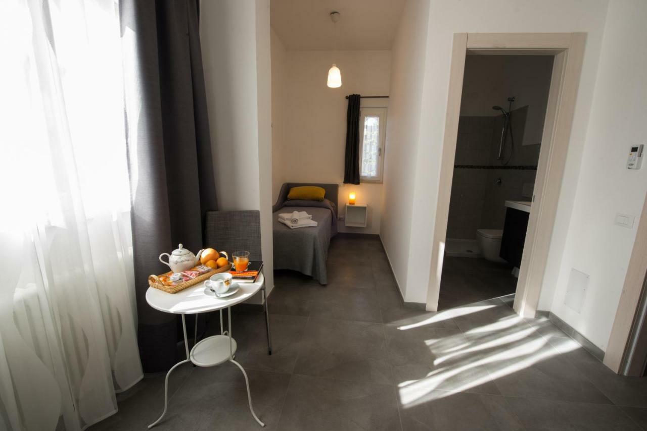 B&B La Veranda Di Gio Torrimpietra Eksteriør billede