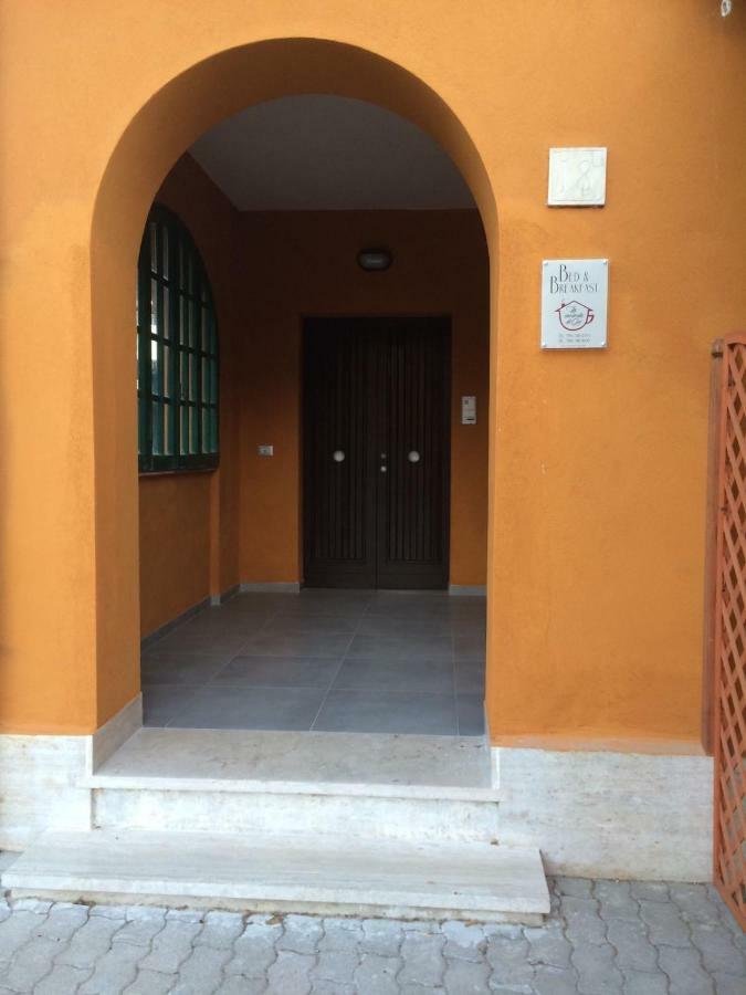 B&B La Veranda Di Gio Torrimpietra Eksteriør billede